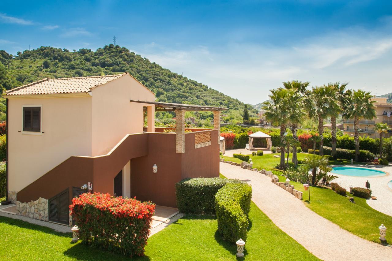 Alcantara Resort Di Charme Adults Only 가기 외부 사진