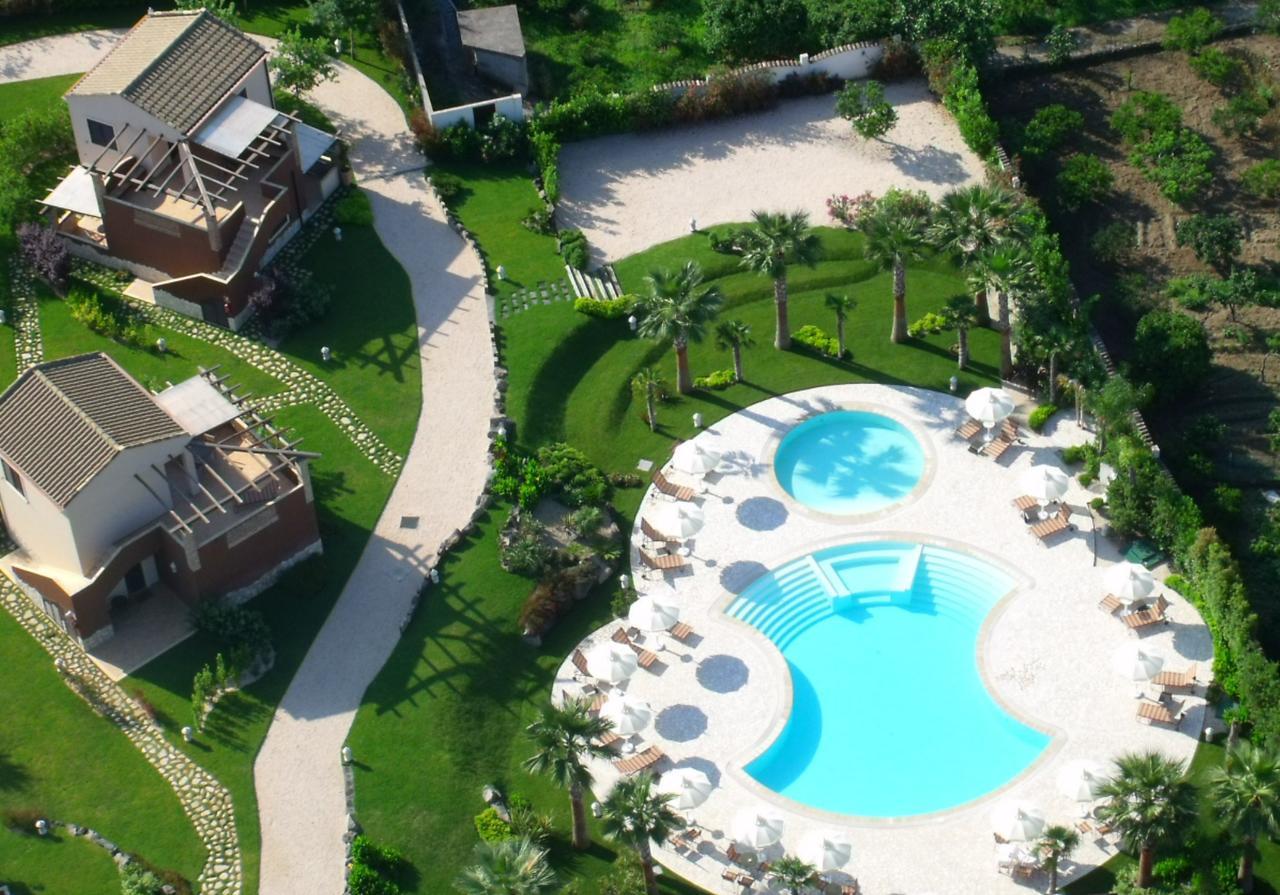 Alcantara Resort Di Charme Adults Only 가기 외부 사진